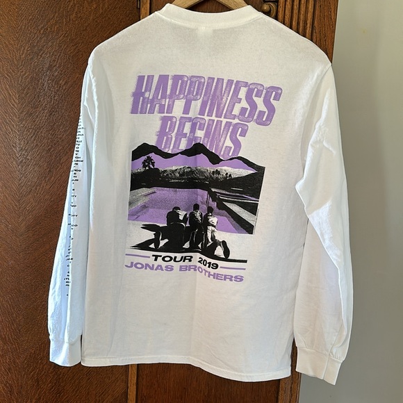Jonas Brothers Happiness Begins Tour 2019 long Sleeve Tshirt - Picture 1 of 3